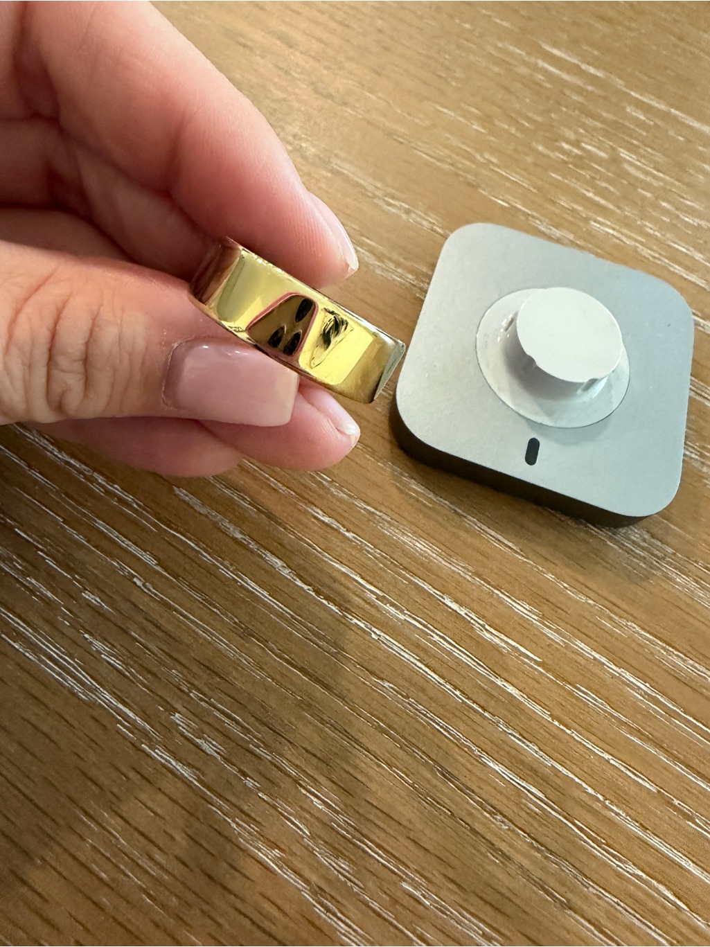 Oura Gold Polished Smart Ring